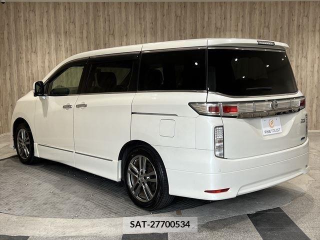 Nissan ELGRAND 2013-02 297183-6