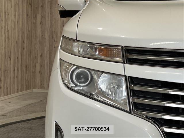 Nissan ELGRAND 2013-02 297183-9