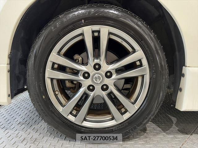 Nissan ELGRAND 2013-02 297183-14