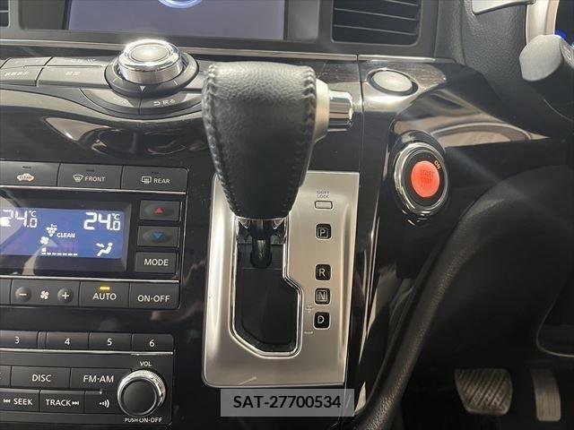 Nissan ELGRAND 2013-02 297183-27