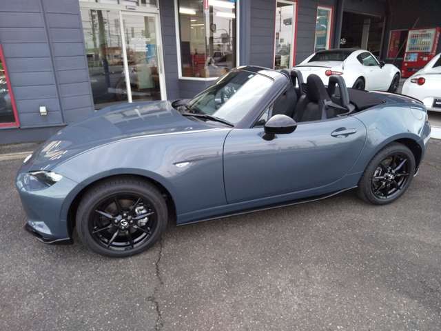Mazda ROADSTER 2022-09 24285-4