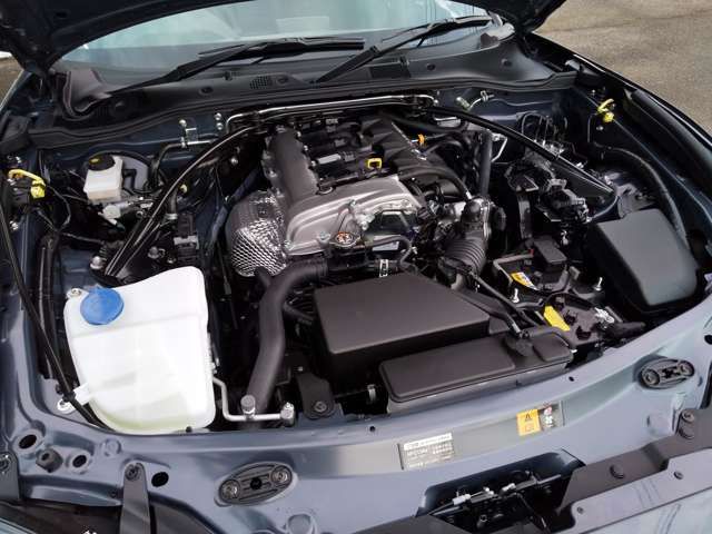 Mazda ROADSTER 2022-09 24285-19