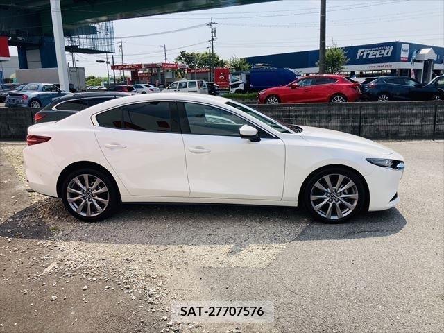 Mazda MAZDA3 2019-09 381539-12