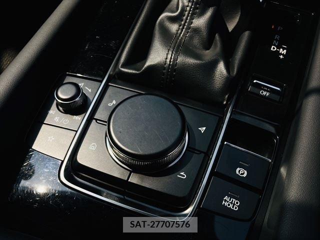 Mazda MAZDA3 2019-09 381539-29