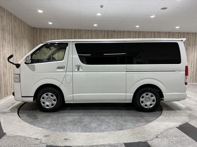 Toyota HIACE VAN 2019-07 182097-7