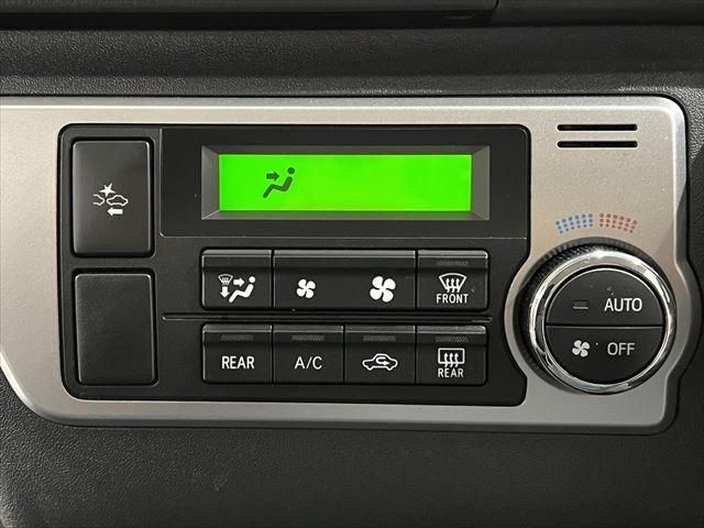 Toyota HIACE VAN 2019-07 182097-28