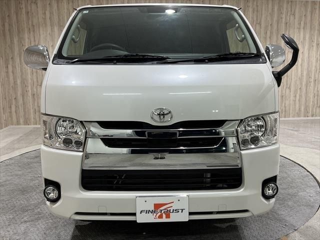 Toyota HIACE VAN 2019-07 182097-1