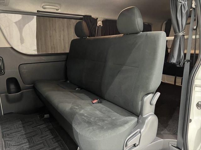 Toyota HIACE VAN 2019-07 182097-22