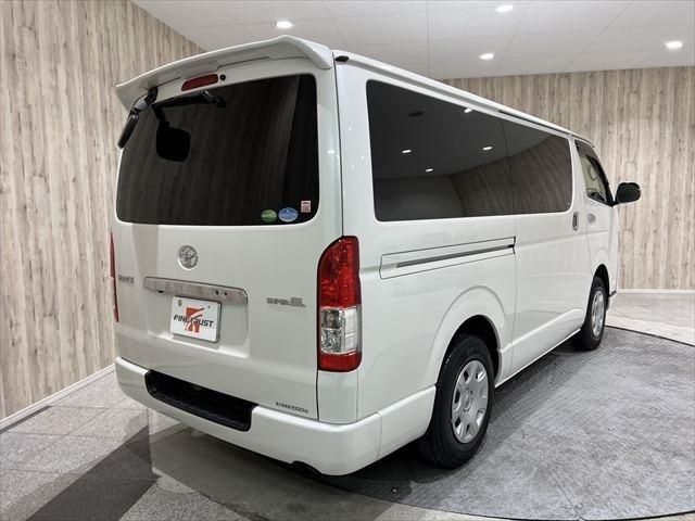 Toyota HIACE VAN 2019-07 182097-4