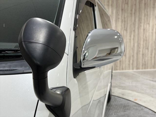 Toyota HIACE VAN 2019-07 182097-13