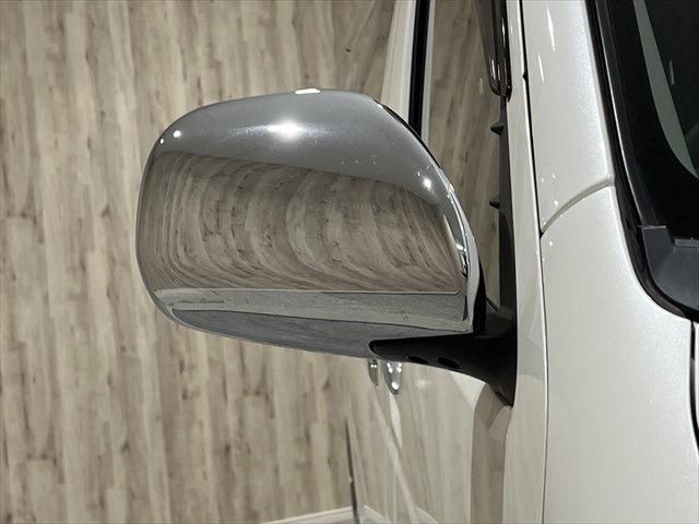 Toyota HIACE VAN 2019-07 182097-12