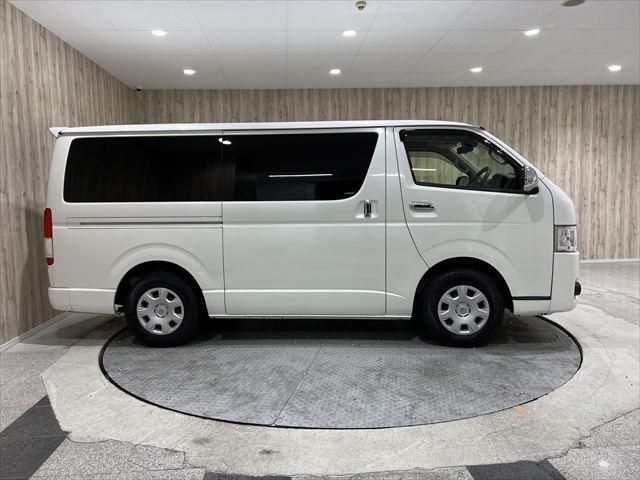 Toyota HIACE VAN 2019-07 182097-3