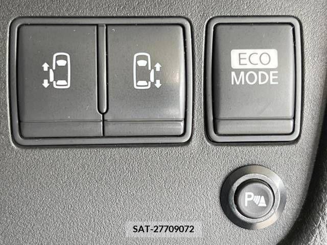 Nissan SERENA 2011-01 324878-2