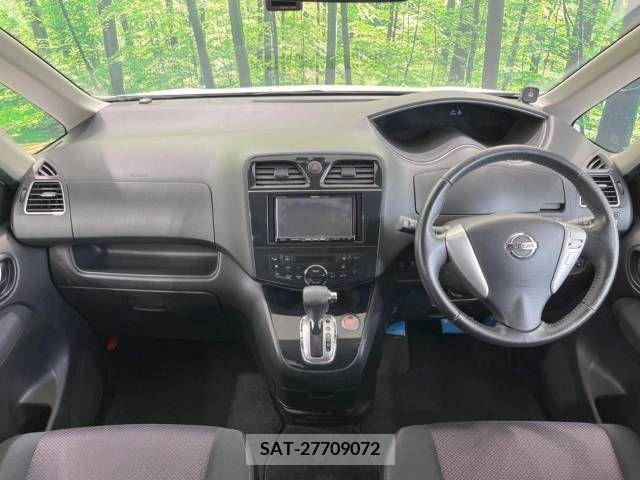 Nissan SERENA 2011-01 324878-1