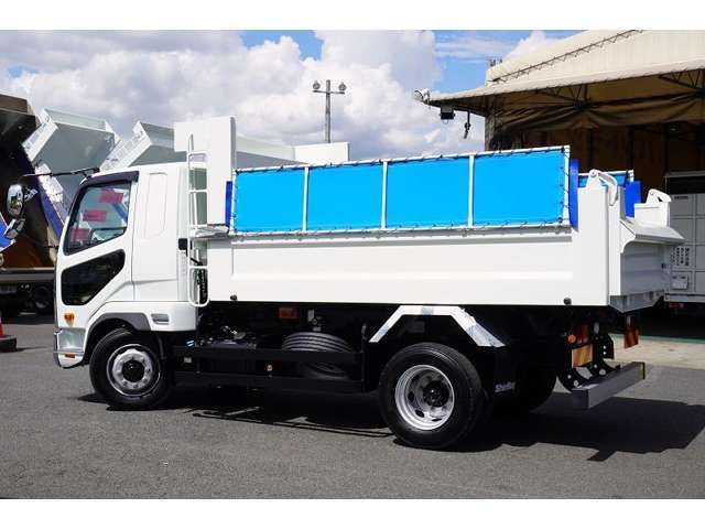 MITSUBISHI FUSO Fighter 2023-04 11483-6