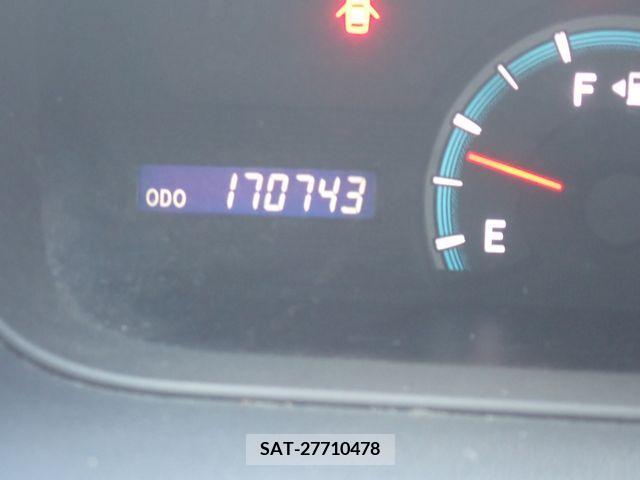 Toyota VOXY 2011-12 349615-15