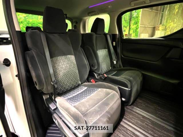 Toyota ALPHARD 2017-03 213318-9