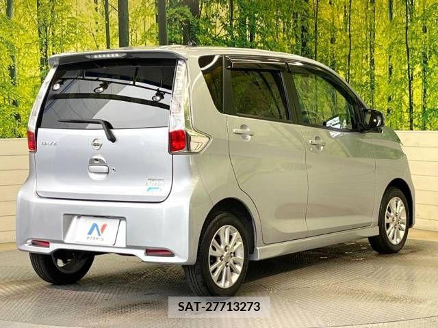 Nissan DAYZ 2015-03 251289-17