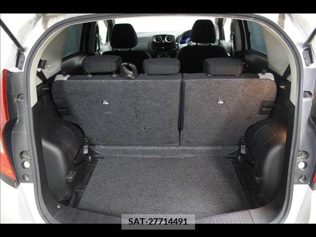 Nissan NOTE 2018-10 279963-19