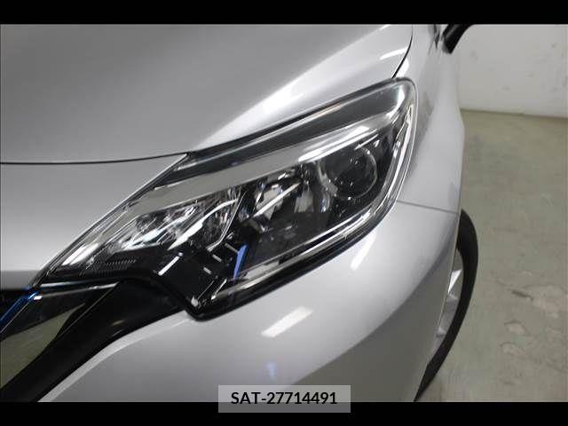 Nissan NOTE 2018-10 279963-4