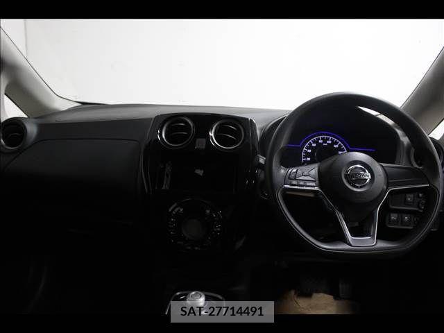 Nissan NOTE 2018-10 279963-10