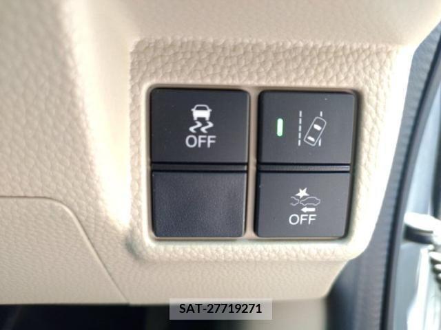 Honda N BOX 2019-04 307044-13