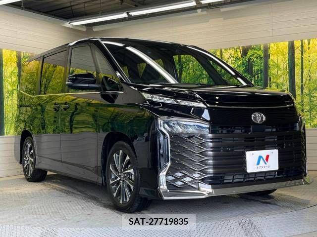 Toyota VOXY 2023-10 289031-17