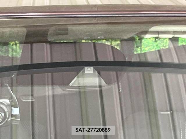 Nissan NOTE 2015-04 327895-5