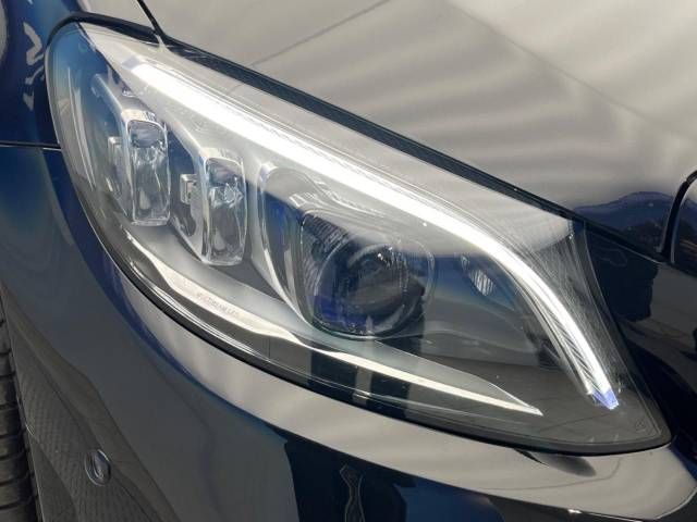 Mercedes Benz C-CLASS 2019-03 189365-13