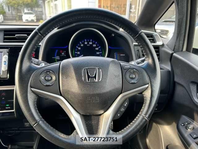 Honda FIT HYBRID 2013-11 269666-2