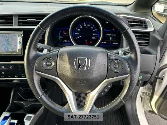 Honda FIT HYBRID 2013-11 269666-9