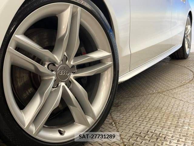Audi S5 2013-05 261403-11