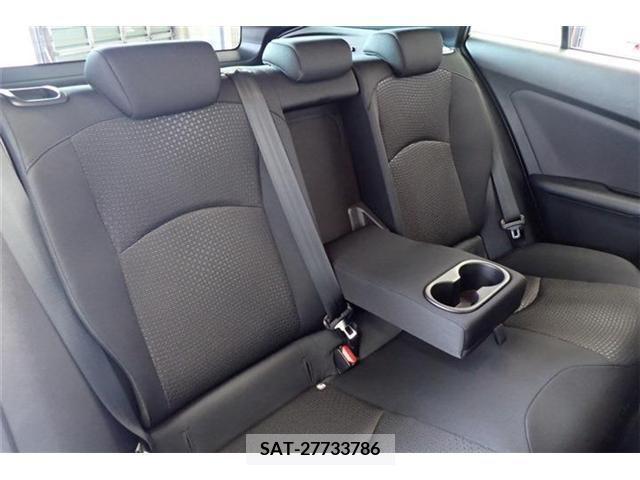 Toyota PRIUS 2022-10 366315-17