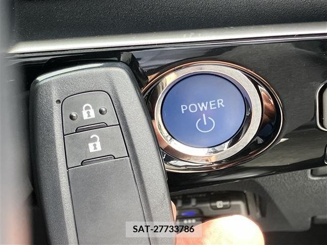 Toyota PRIUS 2022-10 366315-7