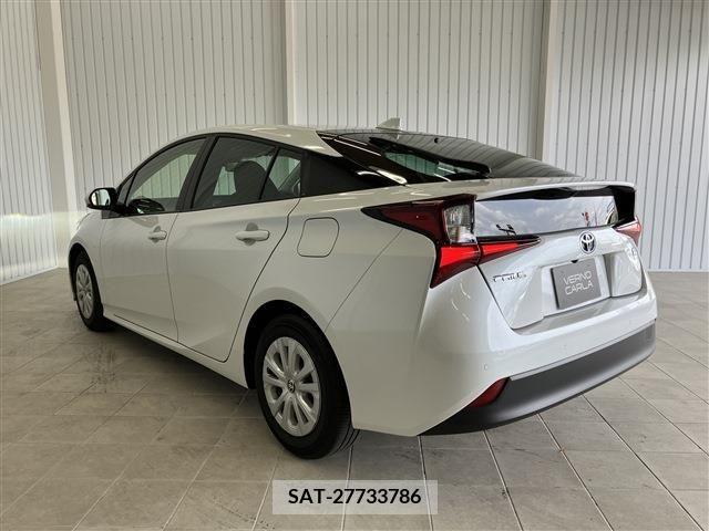Toyota PRIUS 2022-10 366315-4