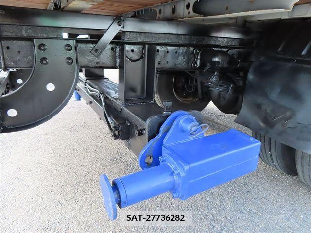 Hino DUTRO 2011-02 221962-18