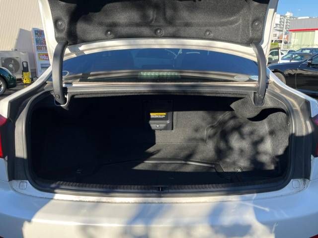 Lexus IS 2011-01 195071-11
