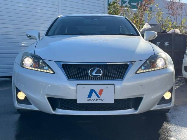 Lexus IS 2011-01 195071-14