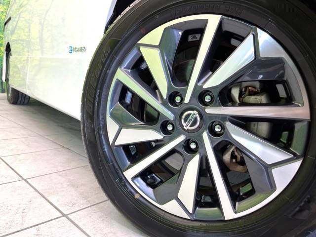 Nissan SERENA 2020-02 6135-13