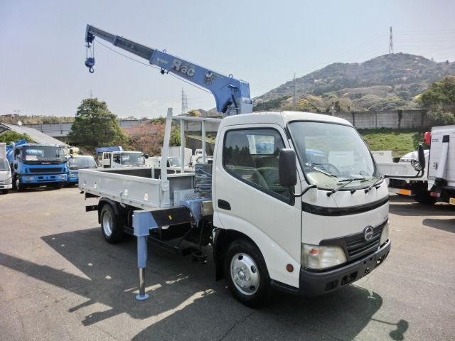 Hino DUTRO 2007-09 16165-18