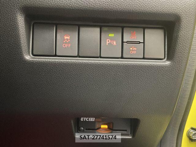 Suzuki SWIFT 2020-10 369042-20