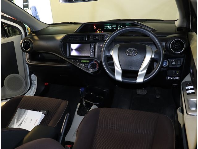 Toyota AQUA 2012-04 1449-19