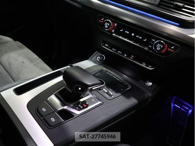 Audi Q5 2020-11 377653-11