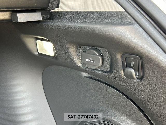 Honda ZR-V 2022-11 380016-27