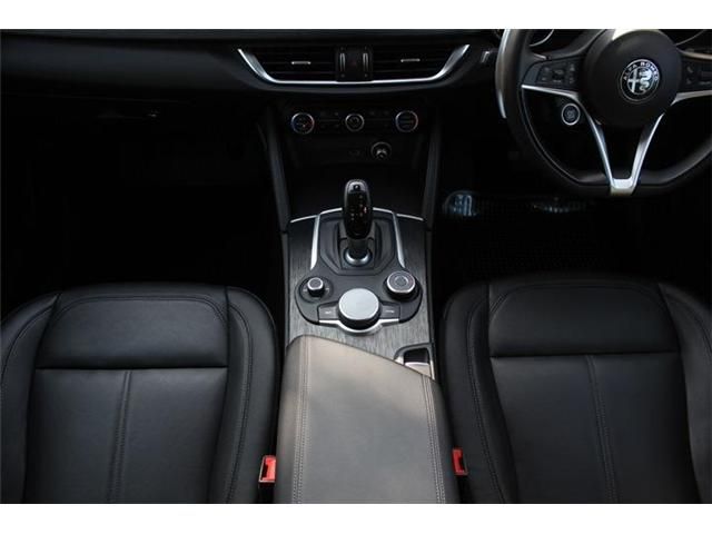 ALFA ROMEO STELVIO 2019-05 19143-8