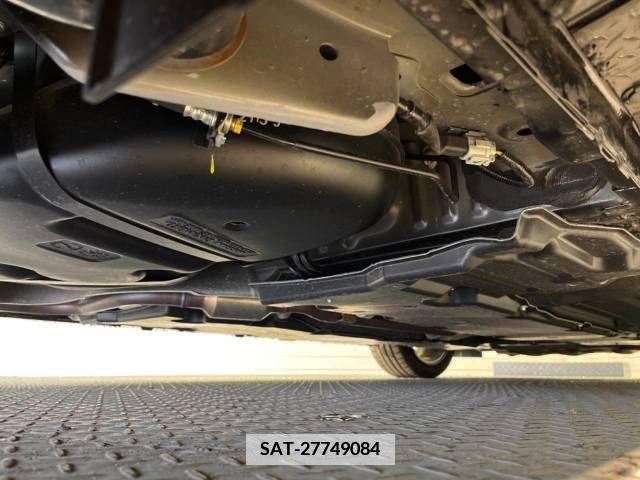 Nissan AURA 2022-01 380316-19