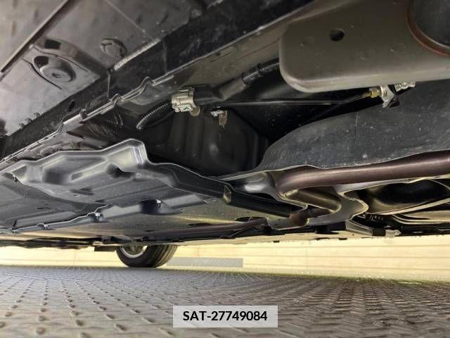 Nissan AURA 2022-01 380316-18