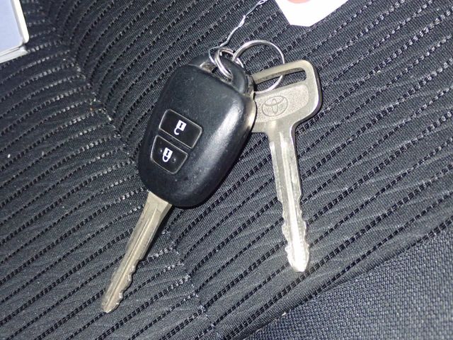 Toyota SUCCEED VAN 2015-10 185471-24