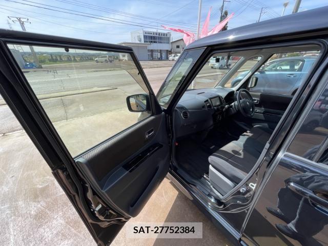 Nissan ROOX 2013-03 388540-9