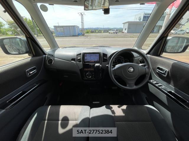 Nissan ROOX 2013-03 388540-16